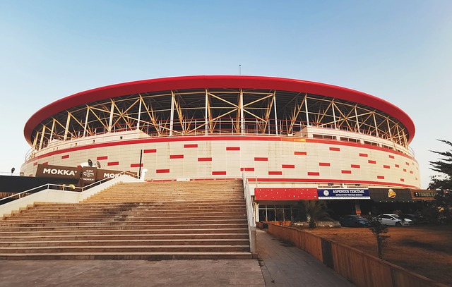 欧冠第6轮今夜继续鏖战！参与截图预测皇马vs曼城等焦点对决